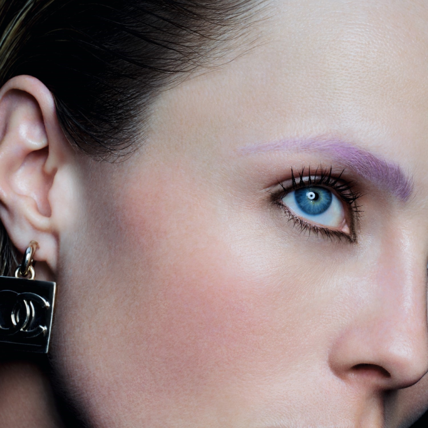 SOMBRA DE OJOS MULTIUSOS DE LARGA DURACIÓN